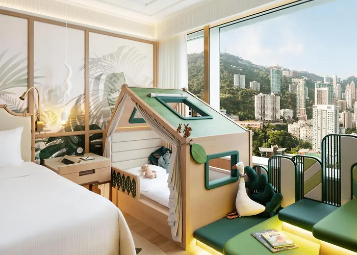 Island Shangri-La Hong Kong